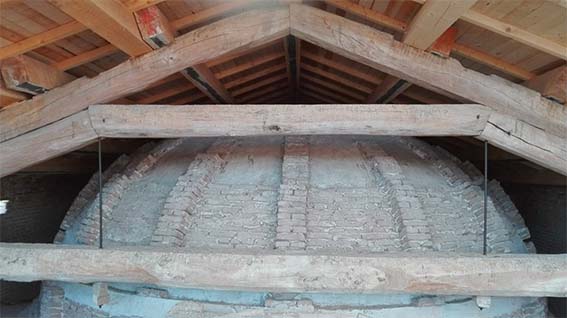  rinforzo delle travi con fibre, nuova struttura lignea di copertura, rinforzo della cupola, Chiesa di Santa Maria di Galliera, Bologna.